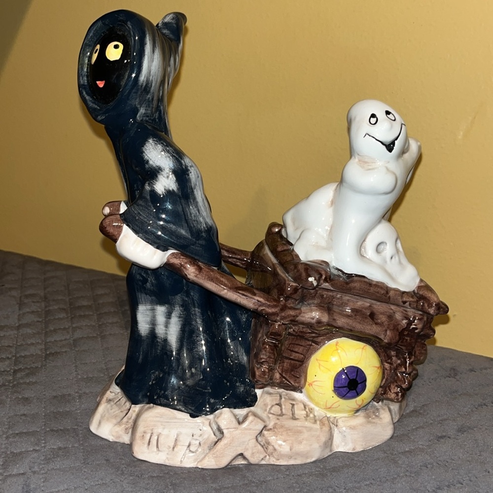 Grim Reaper Carrying Cart Ghosts Skeleton Ceramic Figurine Decor Halloween RIP
